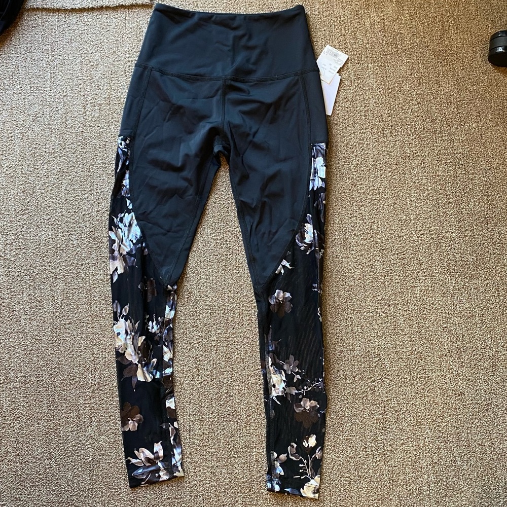 Beyond Yoga comfy stylish leggings XS